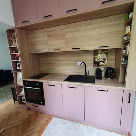 Spacious And Quiet 1Br Apartment In Floreasca Bucharest Exterior photo